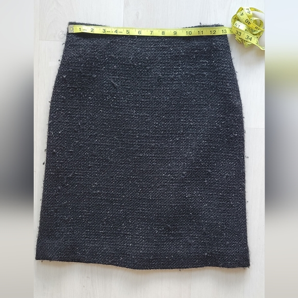 Gunex black wool tweed skirt - Picture 2 of 7